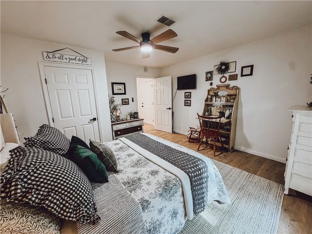 823 W Alma, Harrison, AR 72601