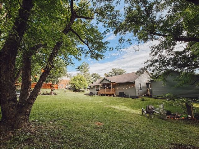 823 W Alma, Harrison, AR 72601