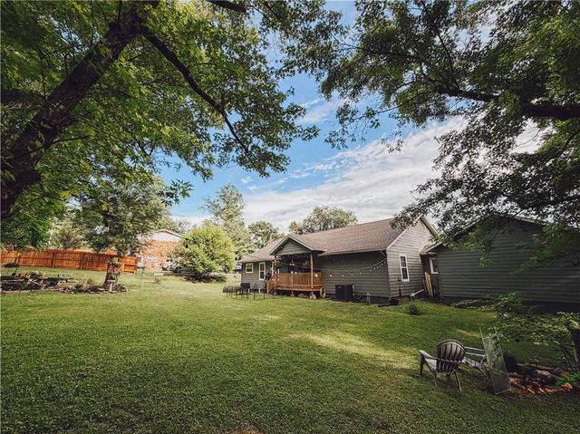 823 W Alma, Harrison, AR 72601