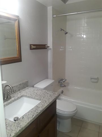 735 Middale Road, Duncanville, TX 75116