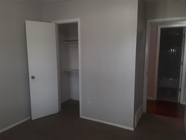 735 Middale Road, Duncanville, TX 75116