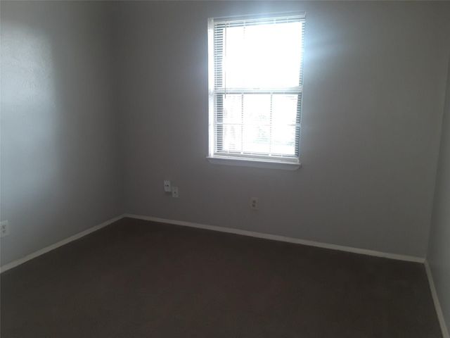 735 Middale Road, Duncanville, TX 75116