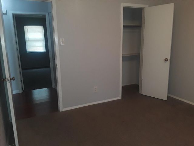 735 Middale Road, Duncanville, TX 75116