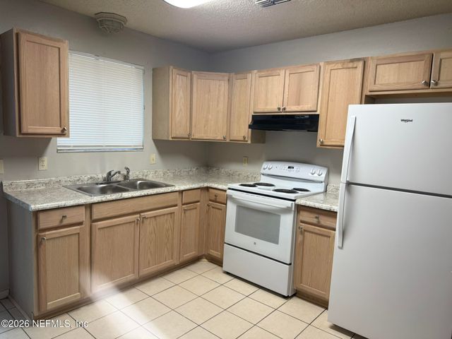 5120 WESTCHASE Court, Jacksonville, FL 32210