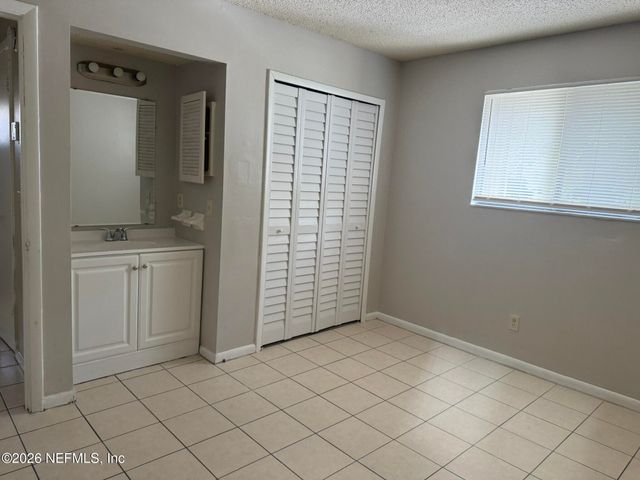 5120 WESTCHASE Court, Jacksonville, FL 32210