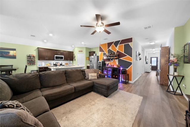 817 Spruce Lane, Princeton, TX 75407