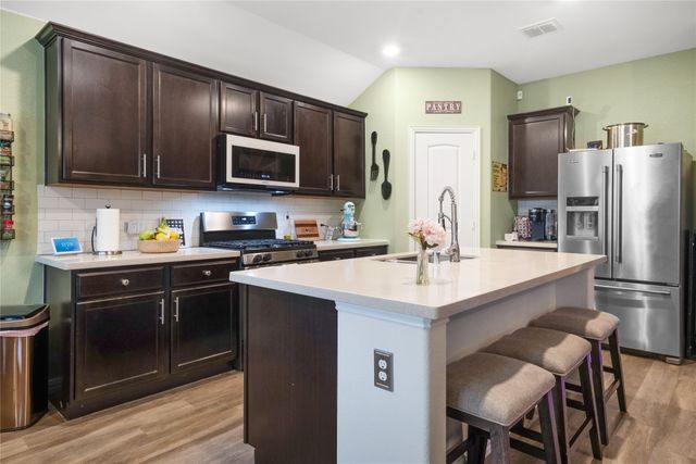 817 Spruce Lane, Princeton, TX 75407