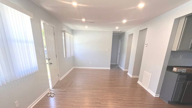 14220 Marshfield Avenue, Dixmoor, IL 60426