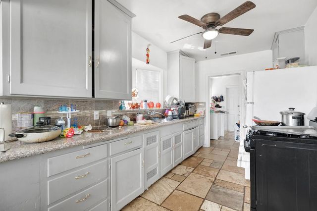 1631 Harrison, Fresno, CA 93704