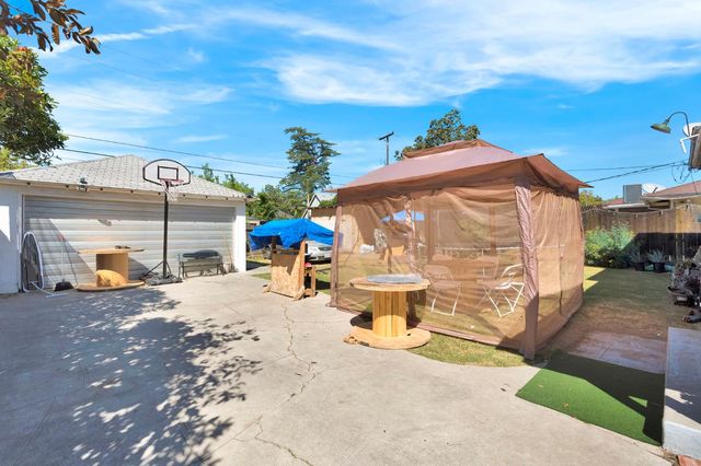 1631 Harrison, Fresno, CA 93704