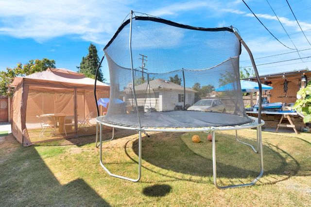 1631 Harrison, Fresno, CA 93704