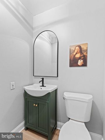 105 WESLEY AVE, Collingswood, NJ 08108