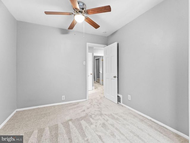 105 WESLEY AVE, Collingswood, NJ 08108