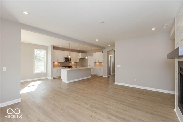 934 Apryl Drive, Greenwood, IN 46143