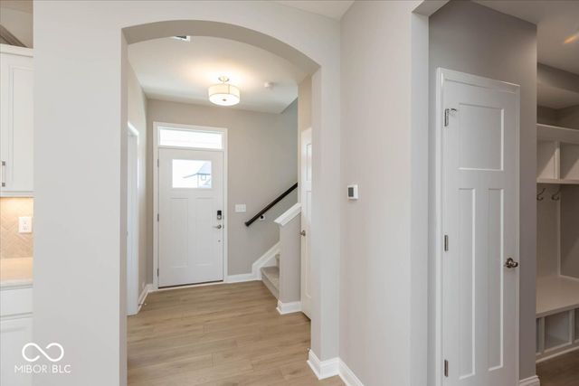 934 Apryl Drive, Greenwood, IN 46143