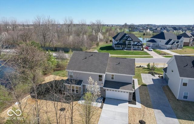 934 Apryl Drive, Greenwood, IN 46143