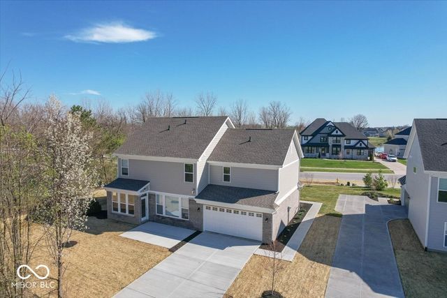 934 Apryl Drive, Greenwood, IN 46143