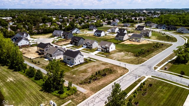 934 Apryl Drive, Greenwood, IN 46143