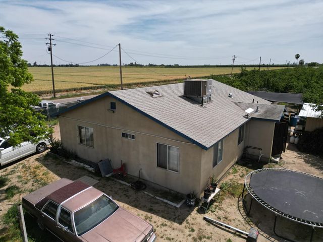 2501 S Marks Avenue, Fresno, CA 93706