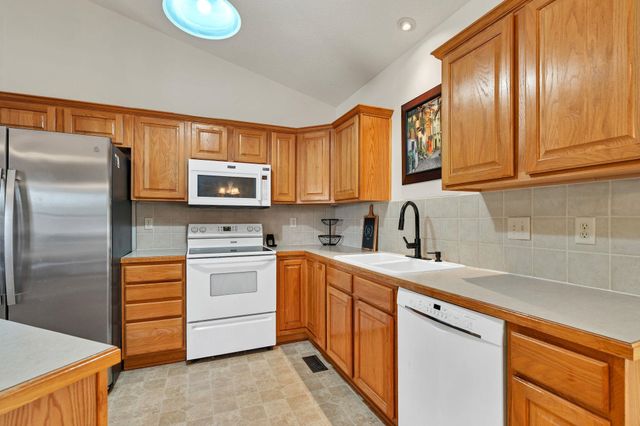 409 S Nineiron St, Wichita, KS 67235