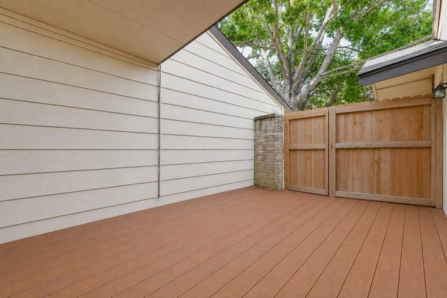7140 S Dairy Ashford Rd, Houston, TX 77072