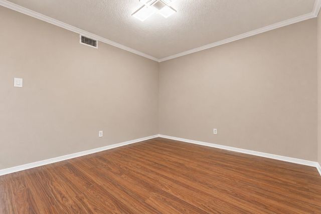 7140 S Dairy Ashford Rd, Houston, TX 77072
