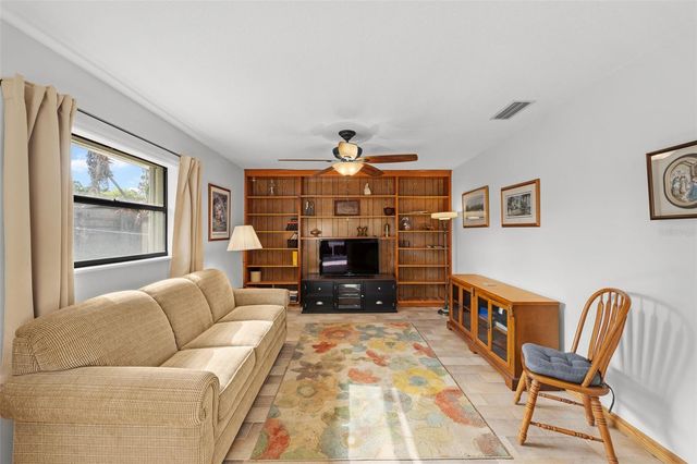 140 VALLEY CIRCLE, Brandon, FL 33510