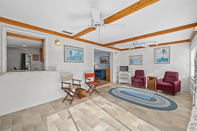 140 VALLEY CIRCLE, Brandon, FL 33510