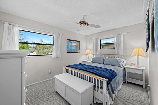 140 VALLEY CIRCLE, Brandon, FL 33510