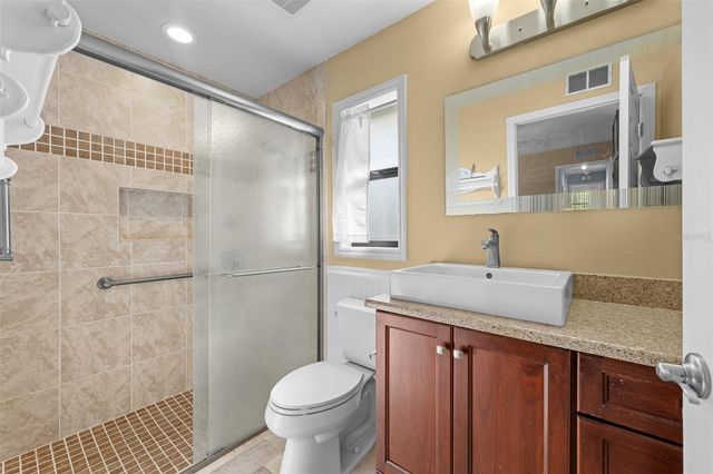 140 VALLEY CIRCLE, Brandon, FL 33510