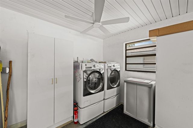 140 VALLEY CIRCLE, Brandon, FL 33510