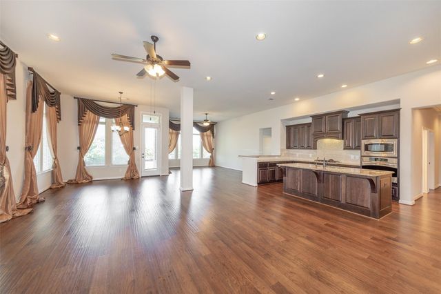 10406 Mossback Pine Road, Katy, TX 77494