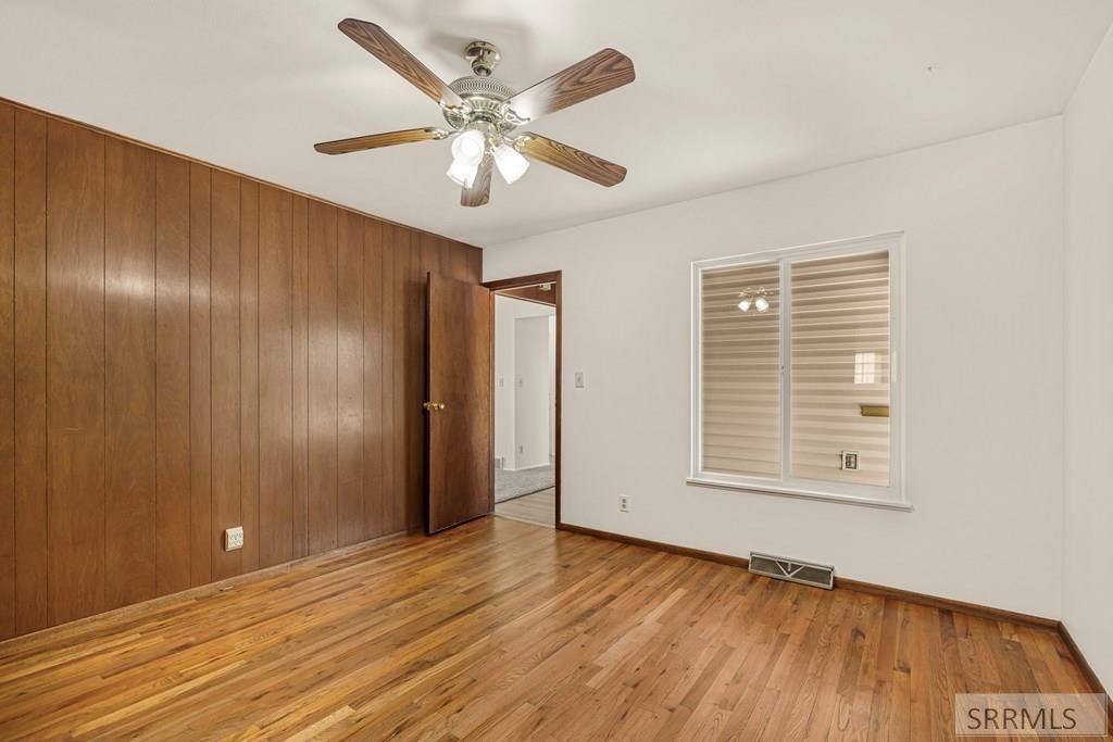 Image 27 of property listing at 1993 Azalea Drive, Idaho Falls, ID 83404