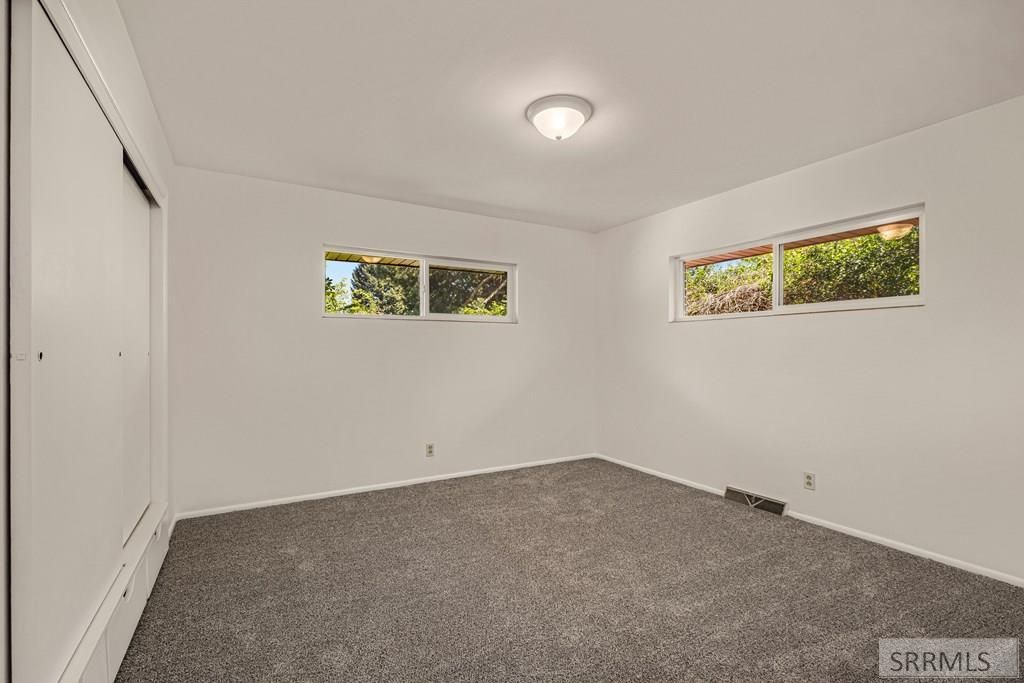 Image 31 of property listing at 1993 Azalea Drive, Idaho Falls, ID 83404