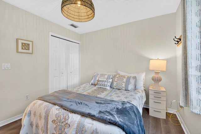 7228 HAMILTON ROAD 7228, Bradenton, FL 34209