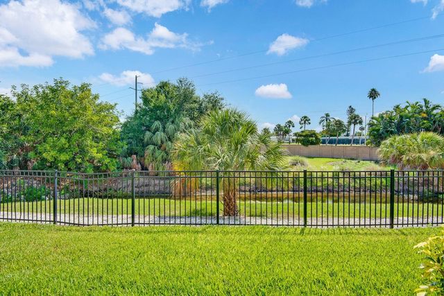 7228 HAMILTON ROAD 7228, Bradenton, FL 34209