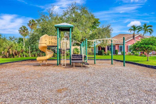 7228 HAMILTON ROAD 7228, Bradenton, FL 34209
