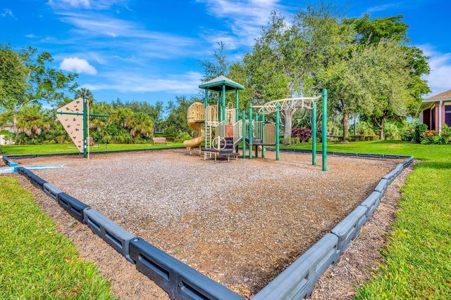 7228 HAMILTON ROAD 7228, Bradenton, FL 34209