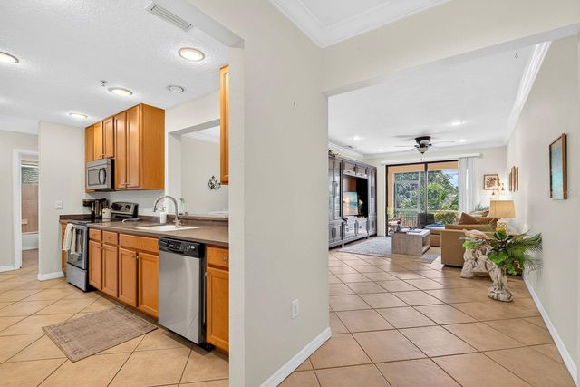 7228 HAMILTON ROAD 7228, Bradenton, FL 34209