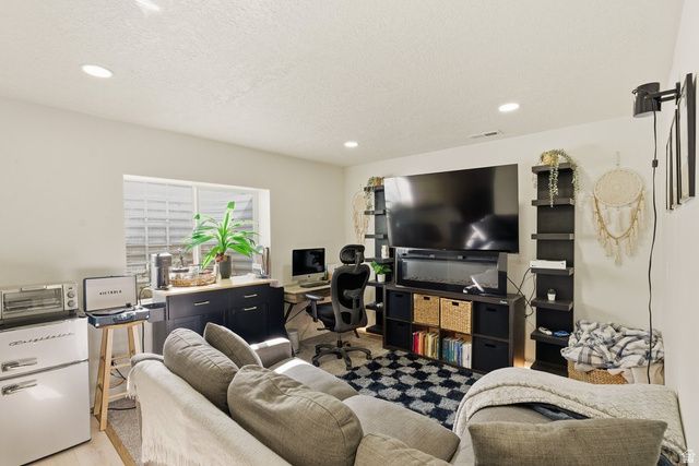 2395 E BOXWOOD LN, Eagle Mountain, UT 84005