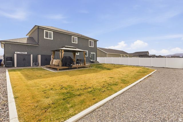 2395 E BOXWOOD LN, Eagle Mountain, UT 84005