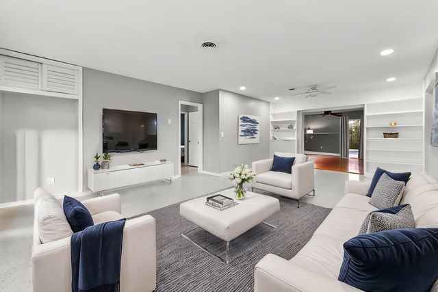 6260 NW 19th Street, Sunrise, FL 33313