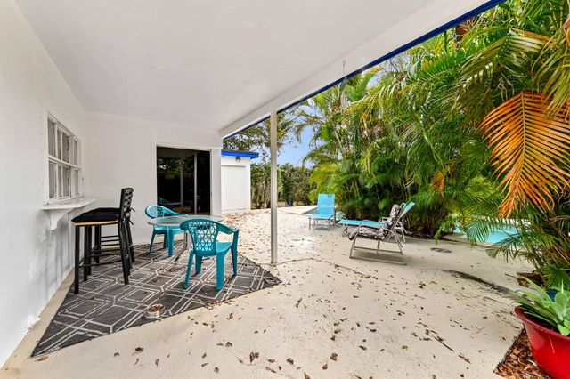 6260 NW 19th Street, Sunrise, FL 33313