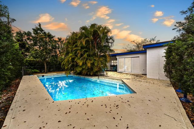 6260 NW 19th Street, Sunrise, FL 33313