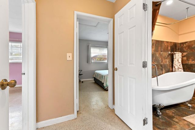 6260 NW 19th Street, Sunrise, FL 33313