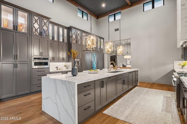 9243 E VISTA Drive, Scottsdale, AZ 85262