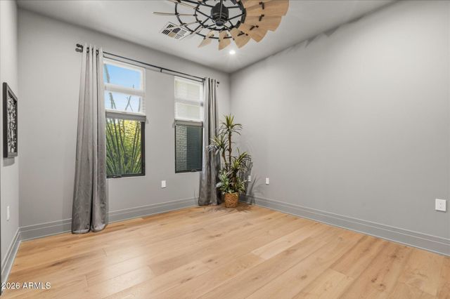9243 E VISTA Drive, Scottsdale, AZ 85262