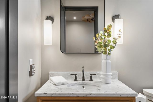 9243 E VISTA Drive, Scottsdale, AZ 85262