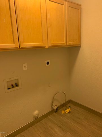 21842 N 40TH Place, Phoenix, AZ 85050