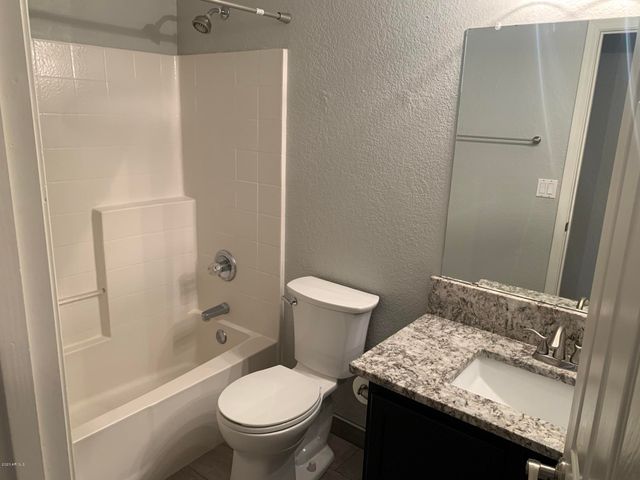 21842 N 40TH Place, Phoenix, AZ 85050